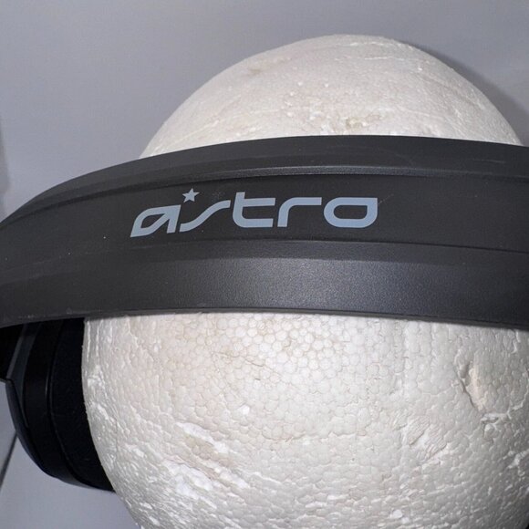 Astro A10 Wired Gaming Headset for Xbox PS5 PC - Red (/RT6-14607-A10G01PC-UG) - Picture 4 of 9